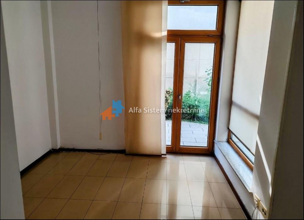 Izdavanje: Poslovni prostor 150 m², Voždovac – Beograd