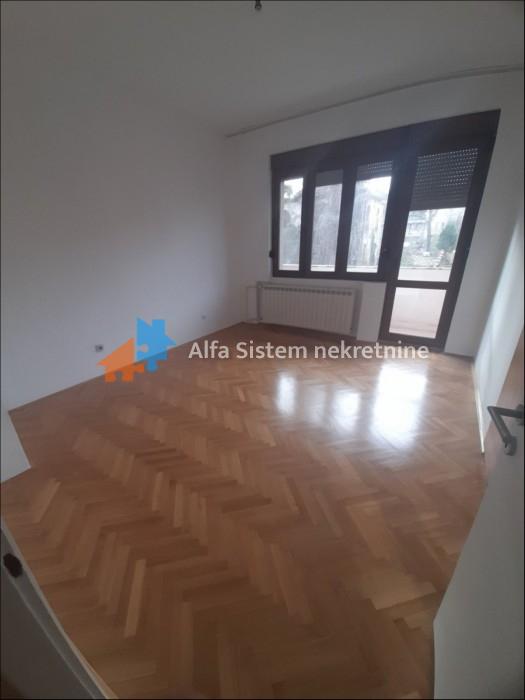 Izdavanje: Kuća 600 m², Savski venac – Beograd