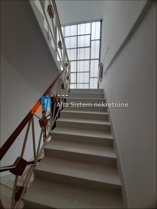 Izdavanje: Kuća 600 m², Savski venac – Beograd