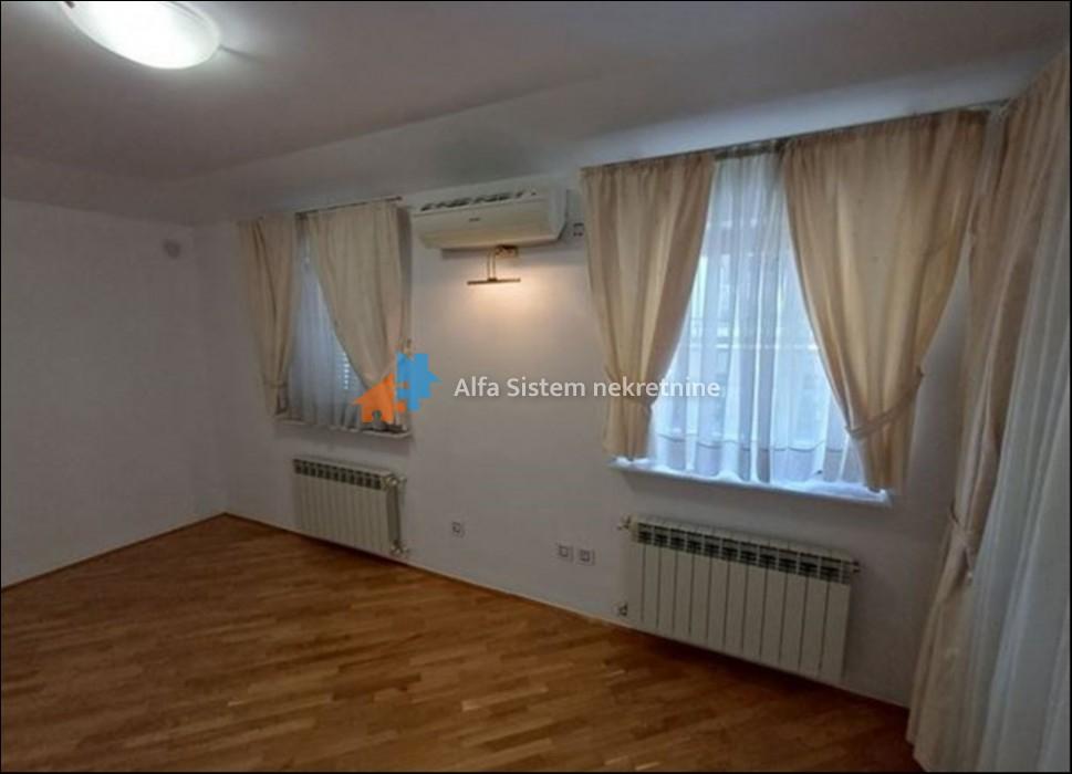 Izdavanje: Kuća 300 m², Voždovac – Beograd