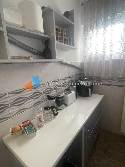 Izdavanje: Dvoiposoban stan 64 m², Savski venac – Beograd