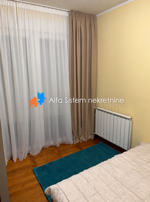 Izdavanje: Dvosoban stan 75 m², Vračar – Beograd