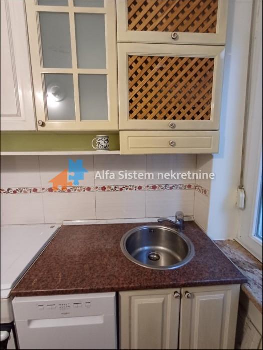 Izdavanje: Trosoban stan 95 m², Palilula – Beograd
