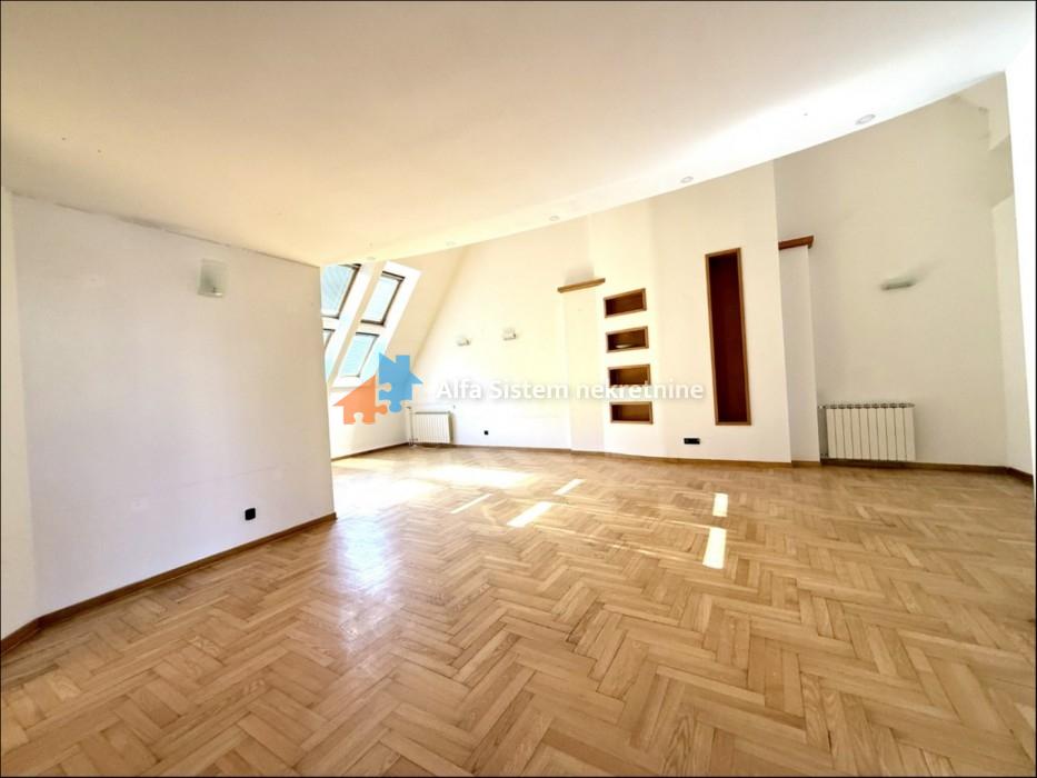 Prodaja: Šestosoban stan 208 m², Vračar – Beograd