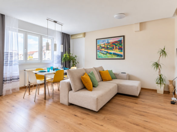 Izdavanje: Trosoban stan 90 m², Stari grad – Beograd
