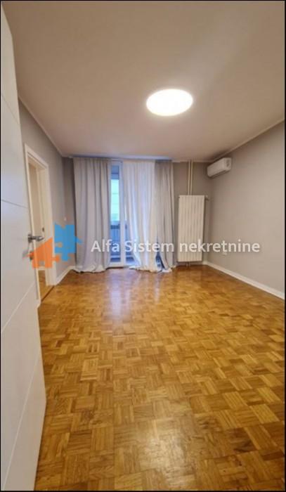 Izdavanje: Trosoban stan 82 m², Novi Beograd – Beograd