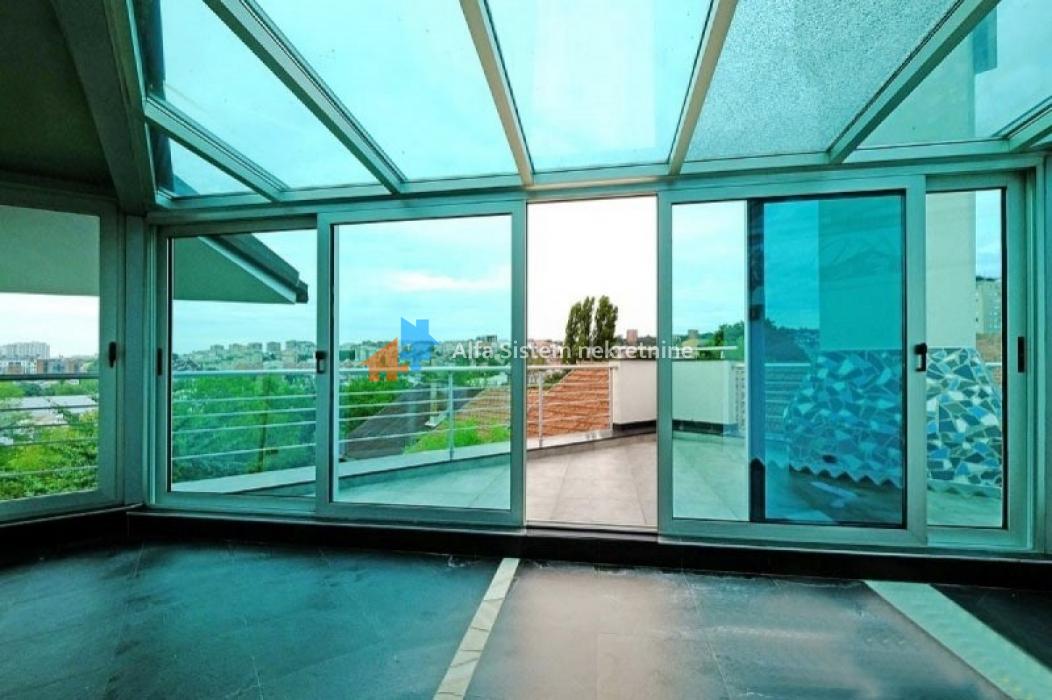 Izdavanje: Kuća 365 m², Zvezdara – Beograd
