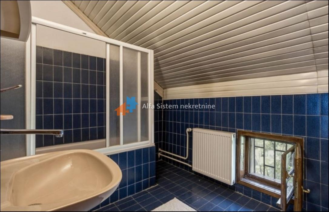 Izdavanje: Kuća 330 m², Dedinje – Beograd