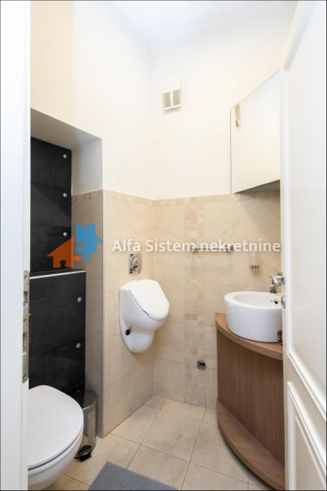 Izdavanje: Četvorosoban stan 140 m², Stari grad – Beograd