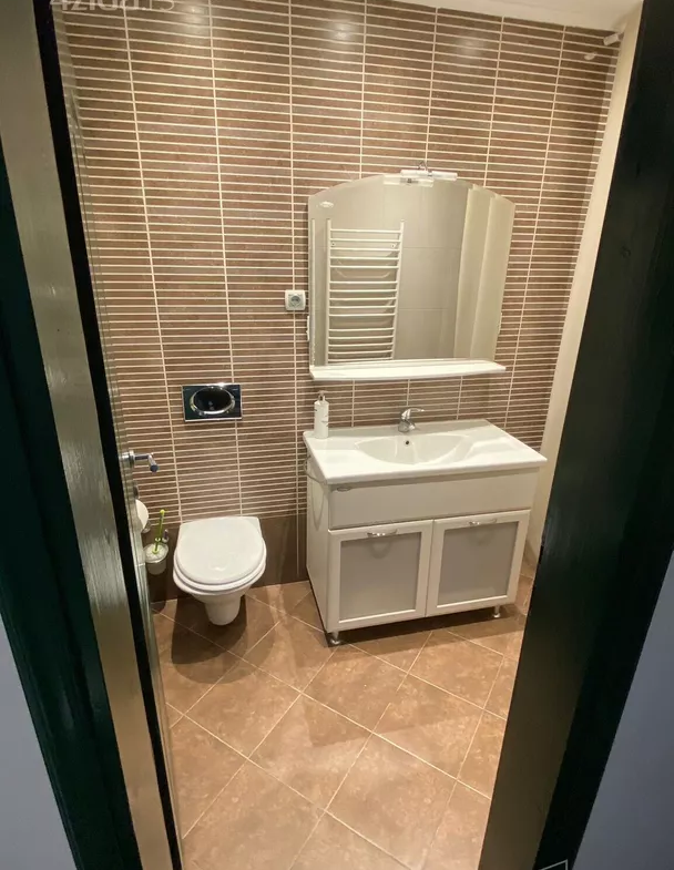 Izdavanje: Poslovni prostor 152 m², Voždovac – Beograd