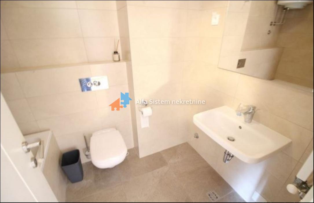 Izdavanje: Trosoban stan 115 m², Palilula – Beograd