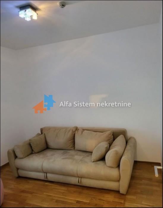 Izdavanje: Četvorosoban stan 100 m², Novi Beograd – Beograd