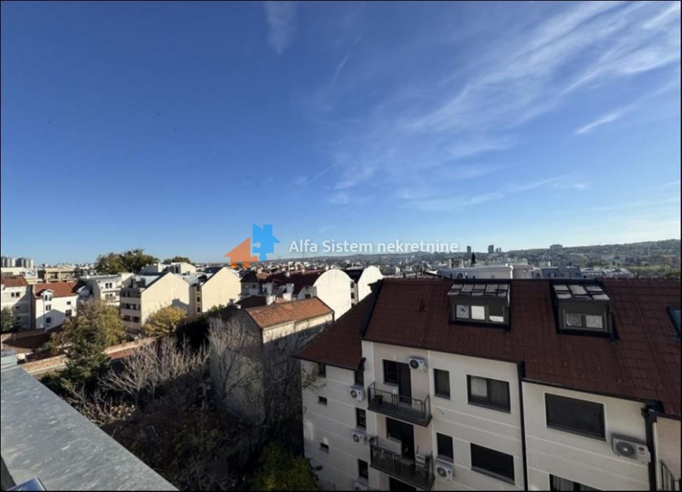 Izdavanje: Trosoban stan 170 m², Vračar – Beograd