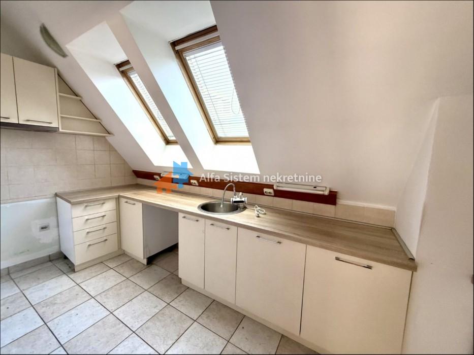 Prodaja: Šestosoban stan 208 m², Vračar – Beograd