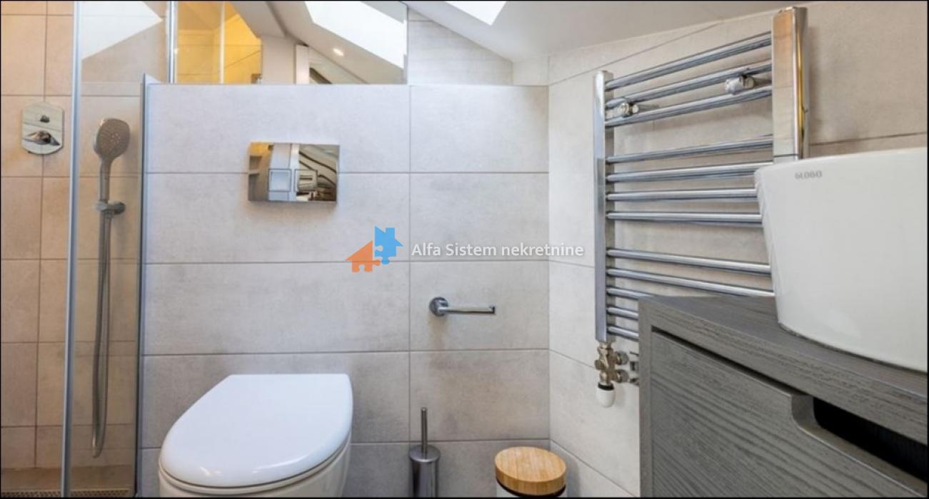 Izdavanje: Četvorosoban stan 108 m², Savski venac – Beograd Izdavanje: Četvorosoban stan 108 m², Savski venac – Beograd