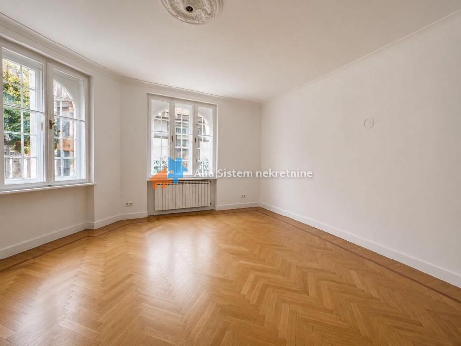 Izdavanje: Dvosoban stan 86 m², Stari grad – Beograd