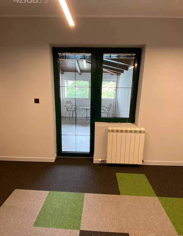 Izdavanje: Poslovni prostor 152 m², Voždovac – Beograd