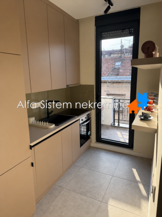 Izdavanje: Dvosoban stan 55 m², Vračar – Beograd