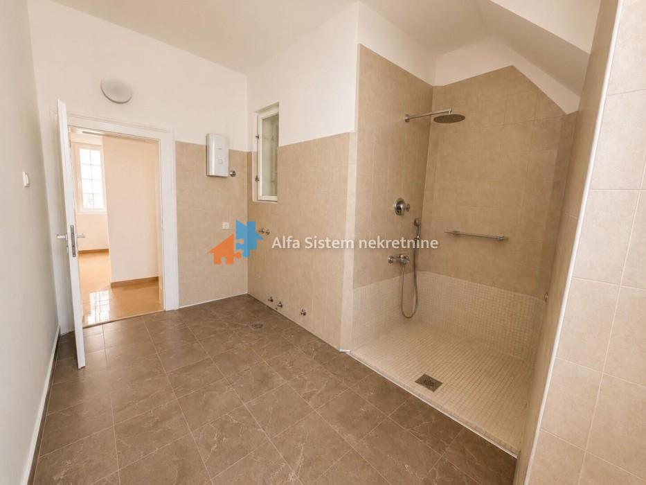 Izdavanje: Dvosoban stan 86 m², Stari grad – Beograd