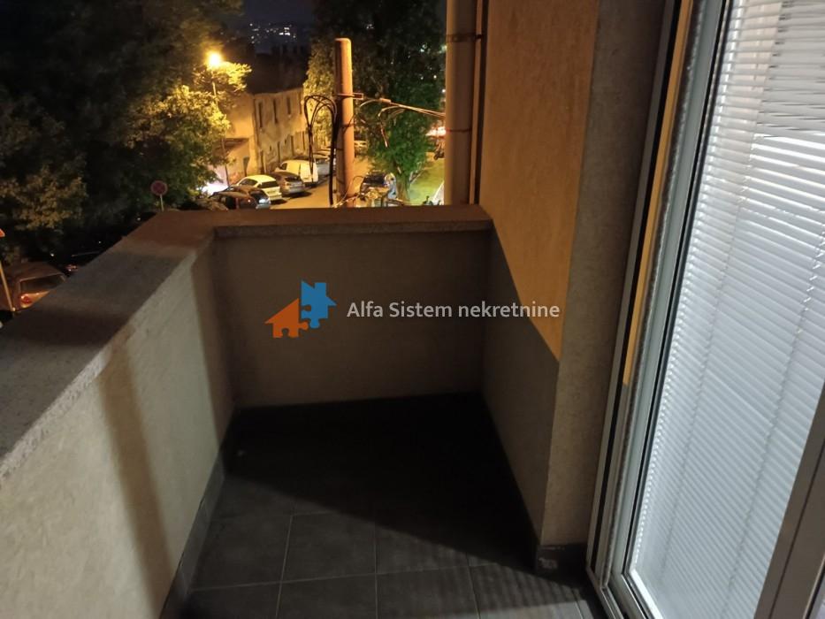 Izdavanje: Dvoiposoban stan 55 m², Voždovac – Beograd
