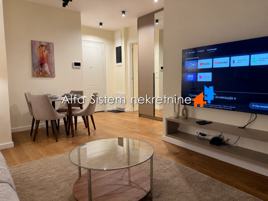 Izdavanje: Dvosoban stan 55 m², Vračar – Beograd