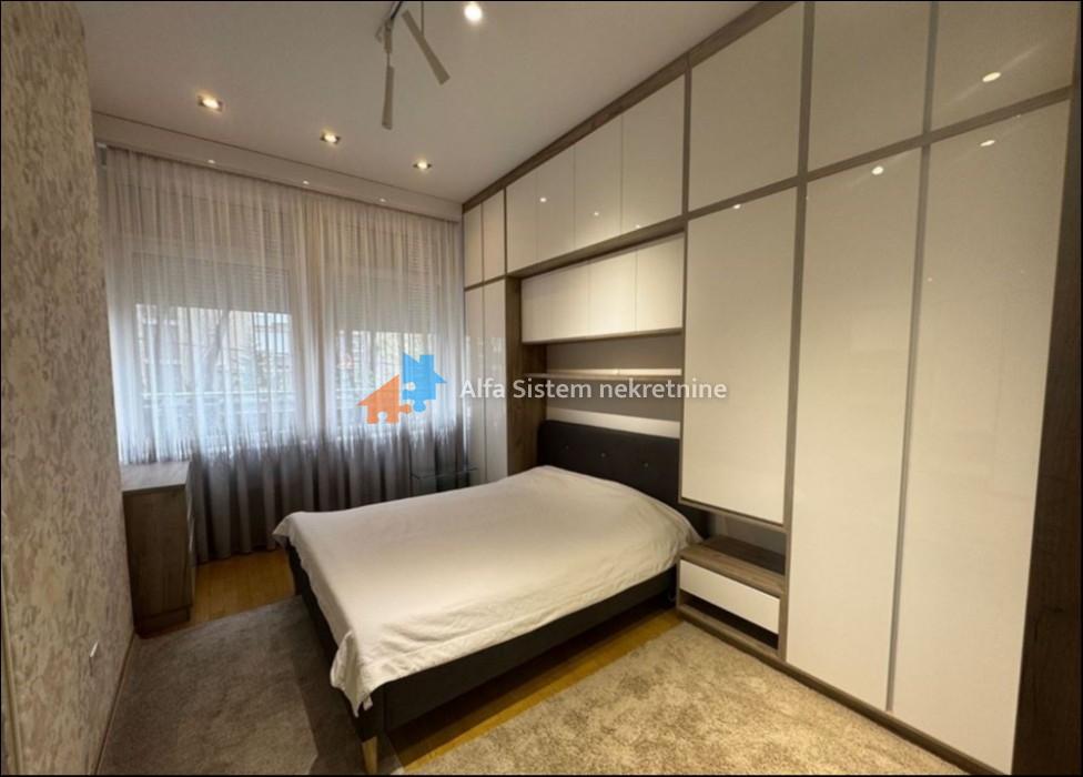 Izdavanje: Trosoban stan 125 m², Zvezdara – Beograd