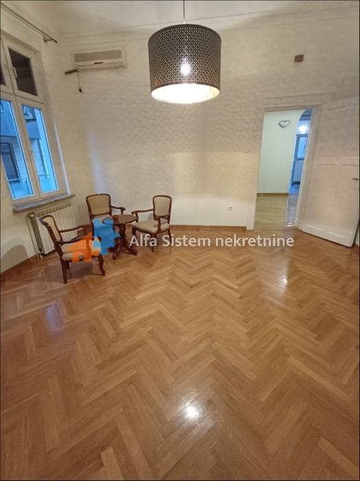 Izdavanje: Trosoban stan 95 m², Palilula – Beograd