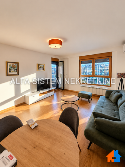 Izdavanje: Dvosoban stan 63 m², Novi Beograd – Beograd