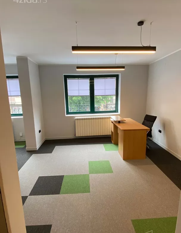 Izdavanje: Poslovni prostor 152 m², Voždovac – Beograd
