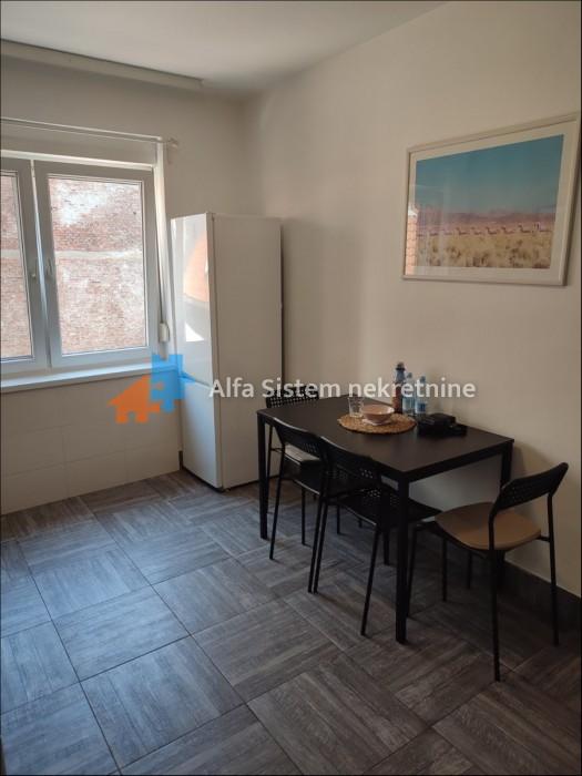 Izdavanje: Dvosoban stan 62 m², Stari grad – Beograd