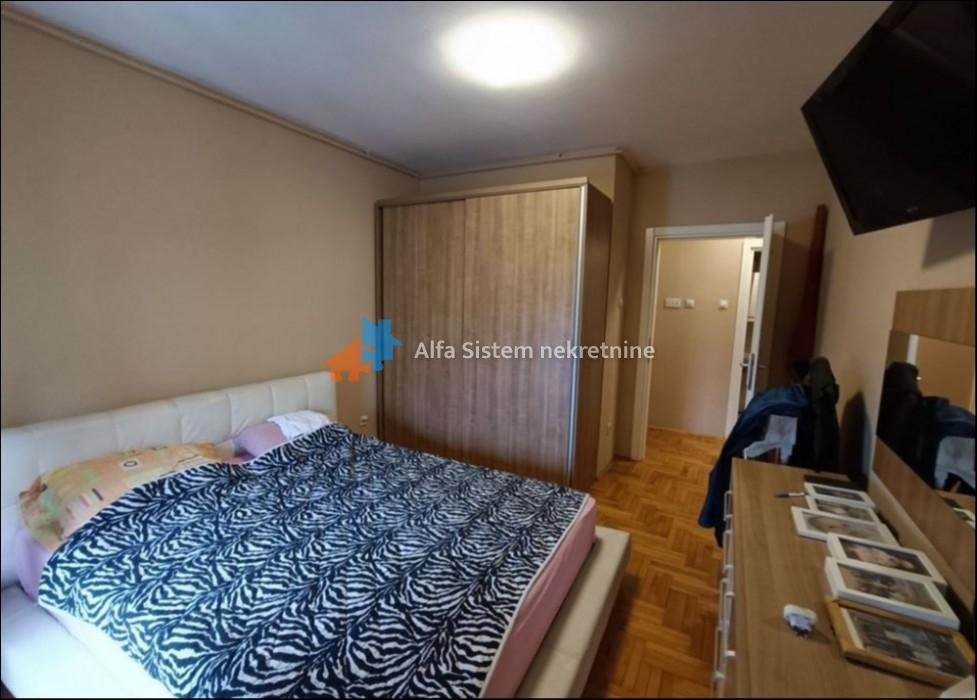Izdavanje: Četvorosoban stan 100 m², Zvezdara – Beograd