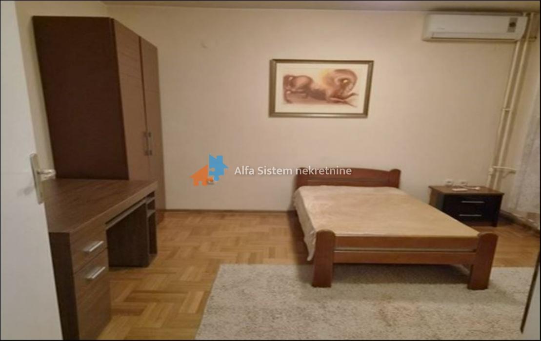 Izdavanje: Četvorosoban stan 127 m², Palilula – Beograd