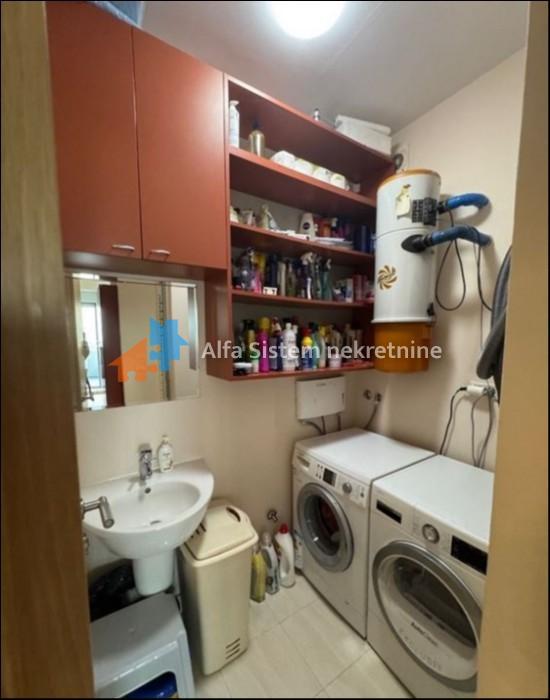 Izdavanje: Trosoban stan 125 m², Zvezdara – Beograd