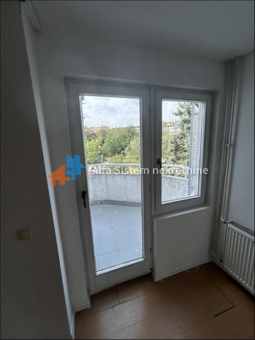 Izdavanje: Petosoban stan 176 m², Voždovac – Beograd