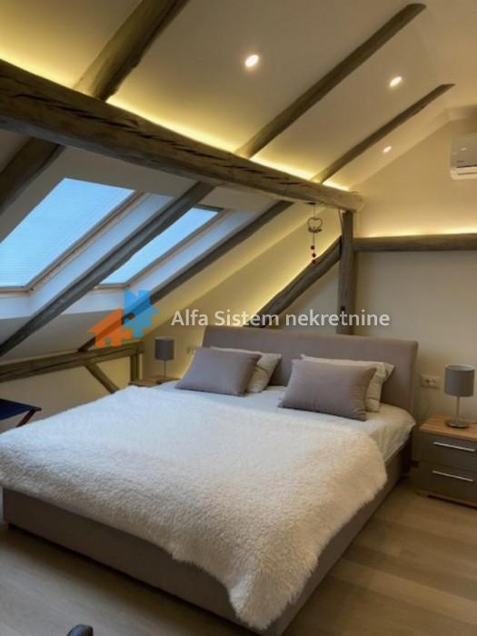 Izdavanje: Četvorosoban stan 108 m², Savski venac – Beograd