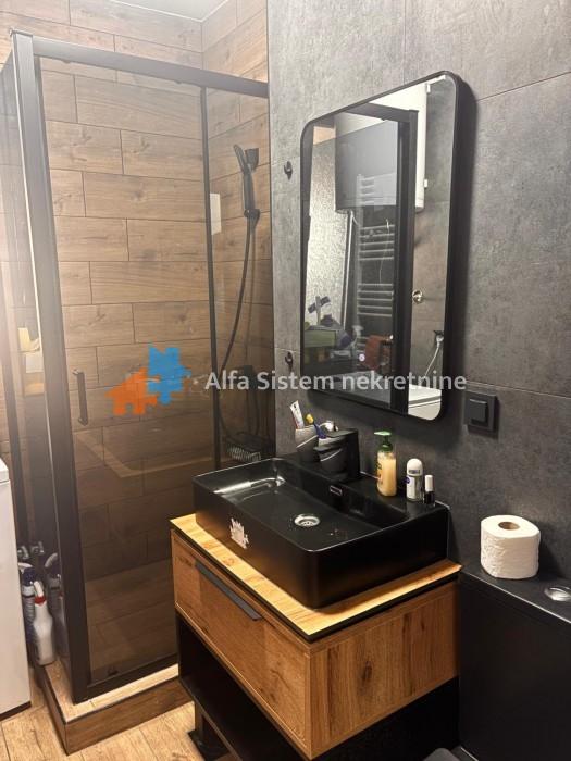 Izdavanje: Dvosoban stan 60 m², Novi Beograd – Beograd