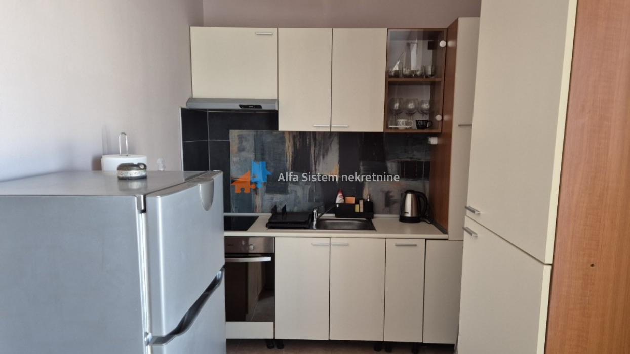 Izdavanje: Dvosoban stan 70 m², Voždovac – Beograd Izdavanje: Dvosoban stan 70 m², Voždovac – Beograd