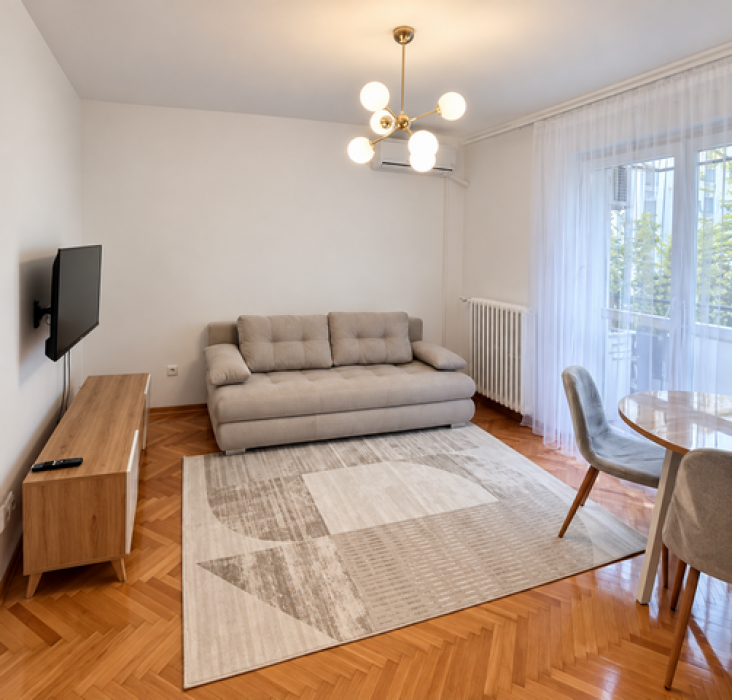 Izdavanje: Trosoban stan 52 m², Vračar – Beograd