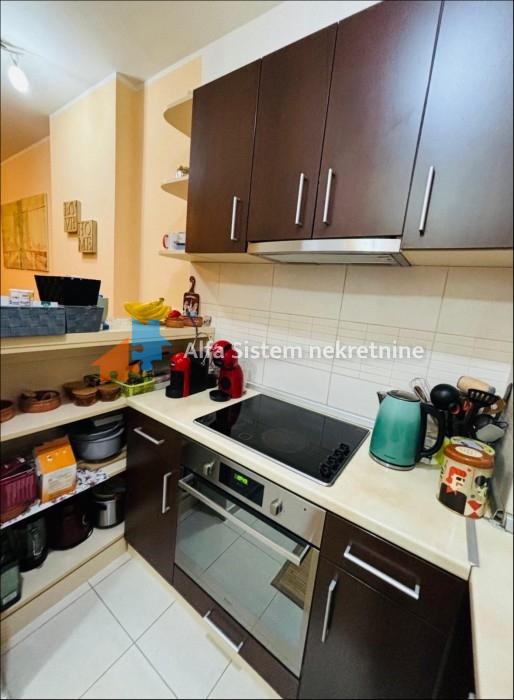Izdavanje: Dvoiposoban stan 59 m², Zvezdara – Beograd
