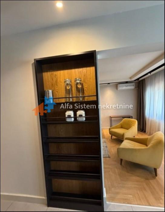 Izdavanje: Dvoiposoban stan 76 m², Čukarica – Beograd
