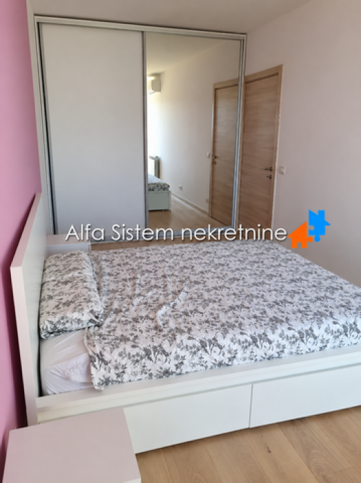 Izdavanje: Dvosoban stan 60 m², Novi Beograd – Beograd