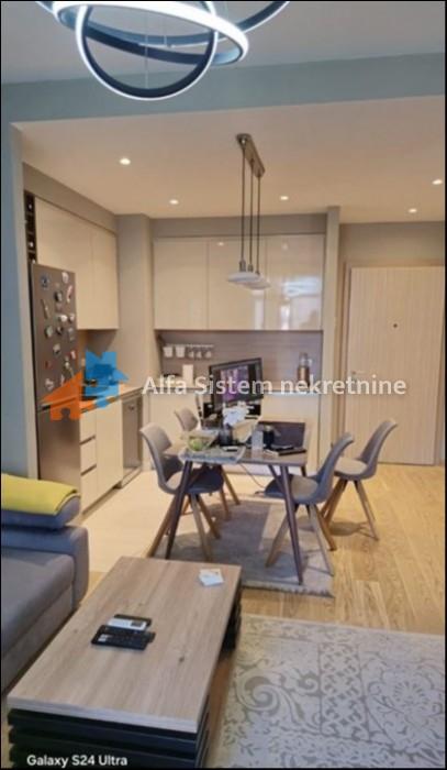 Izdavanje: Dvosoban stan 56 m², Beograd na vodi – Beograd