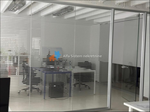 Izdavanje: Poslovni prostor 281 m², Stari grad – Beograd