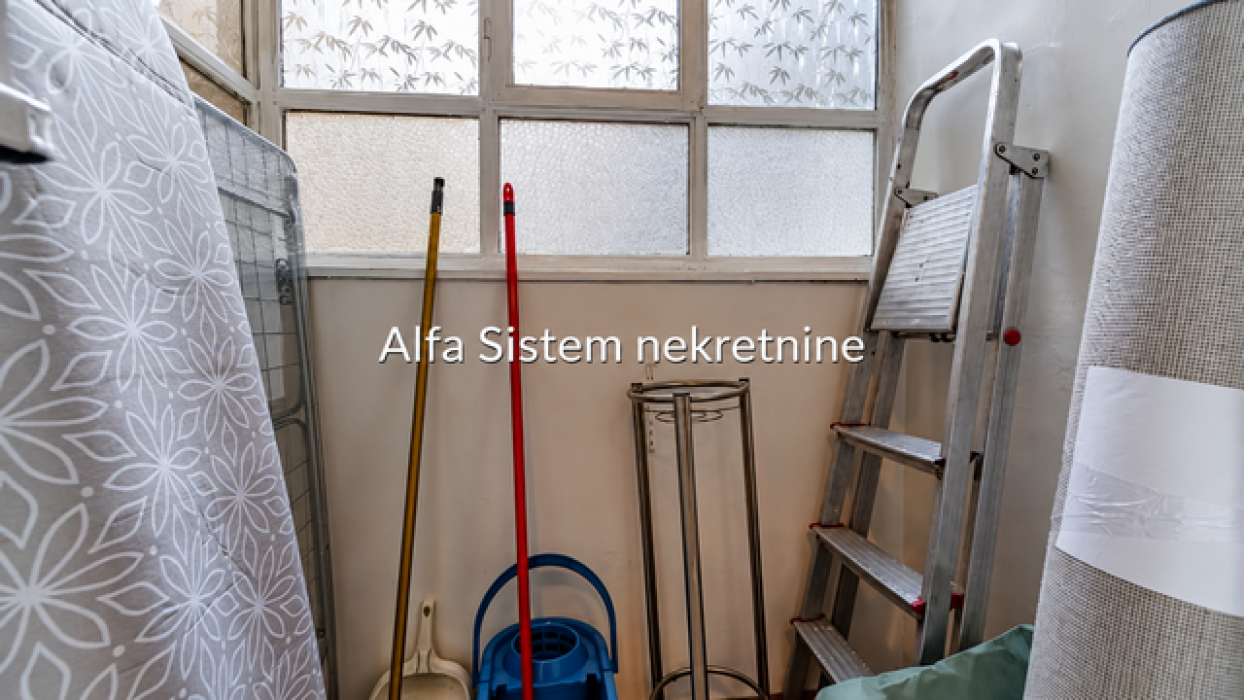 Izdavanje: Dvosoban stan 65 m², Savski venac – Beograd Izdavanje: Dvosoban stan 65 m², Savski venac – Beograd