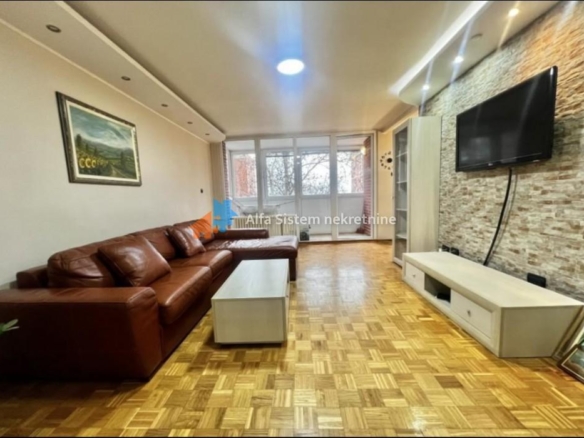 Izdavanje: Trosoban stan 84 m², Zvezdara – Beograd