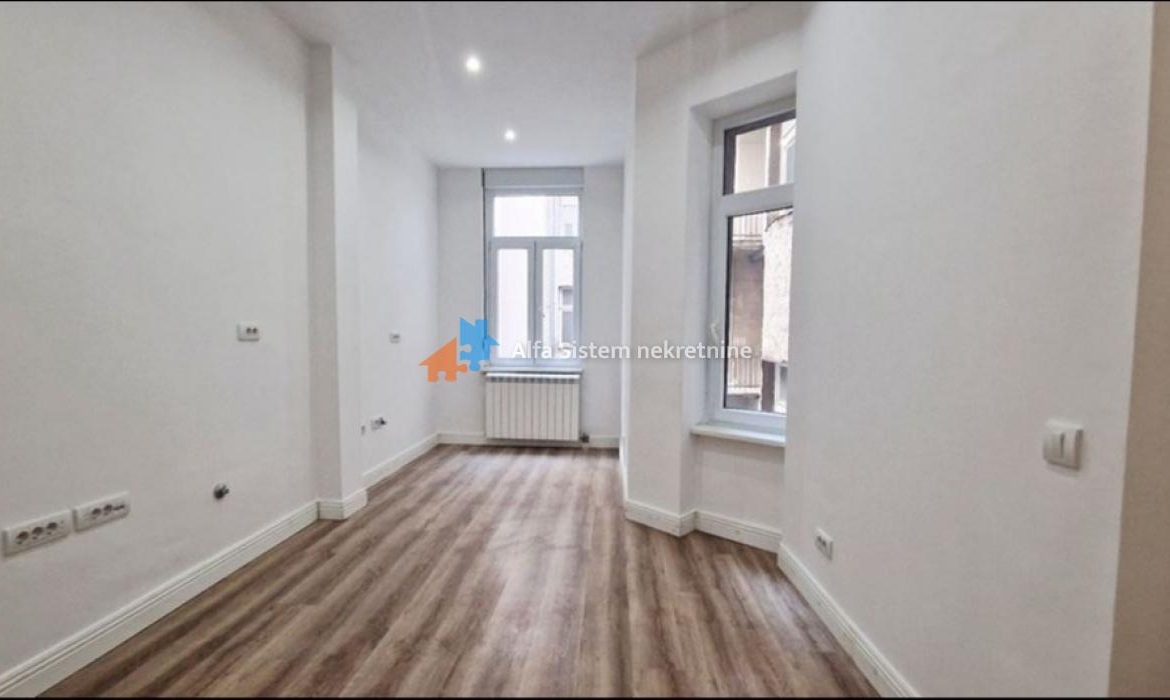 Izdavanje: Poslovni prostor 130 m², Vračar – Beograd