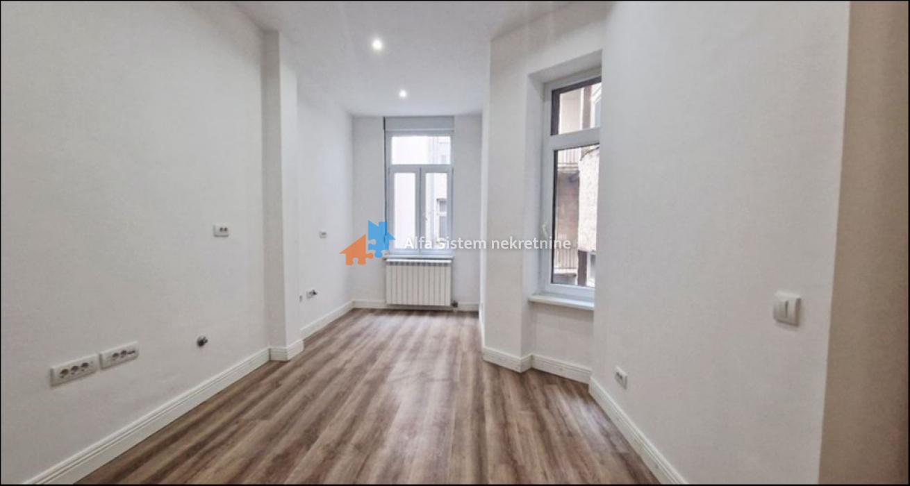 Izdavanje: Poslovni prostor 130 m², Vračar – Beograd Izdavanje: Poslovni prostor 130 m², Vračar – Beograd
