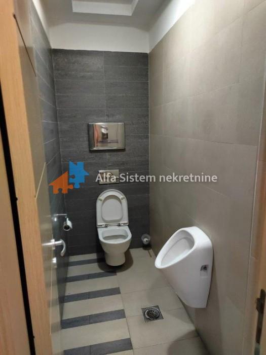 Izdavanje: Poslovni prostor 210 m², Savski venac – Beograd