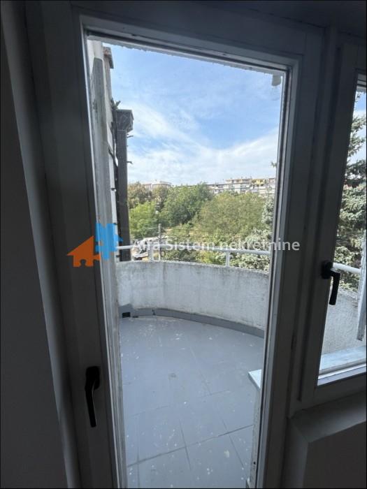 Izdavanje: Petosoban stan 176 m², Voždovac – Beograd