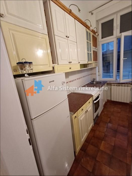 Izdavanje: Trosoban stan 95 m², Palilula – Beograd